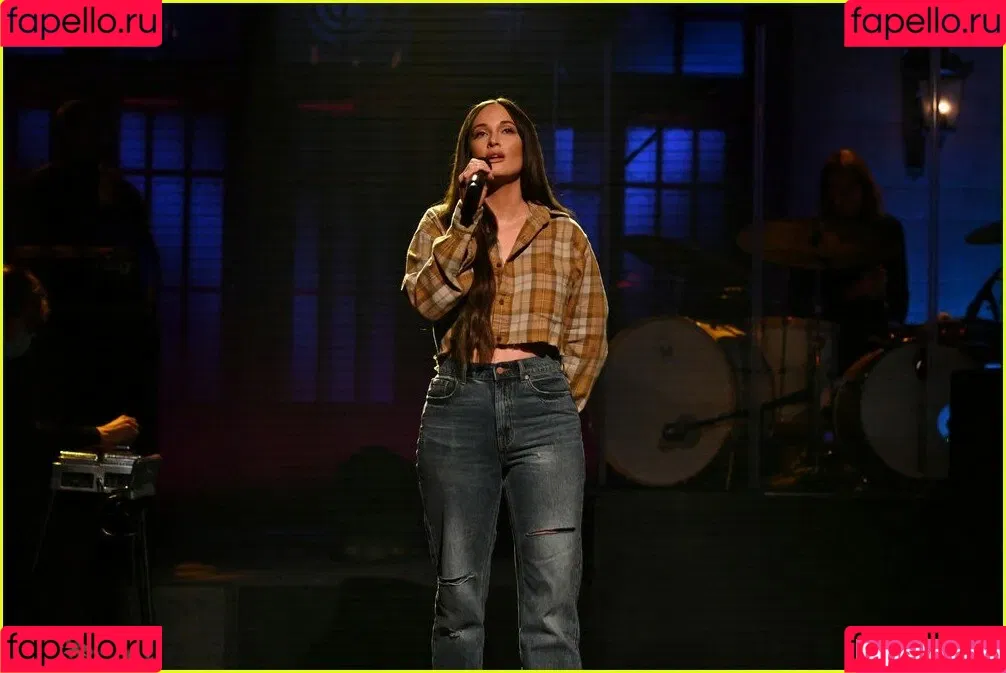 Kacey Musgraves / heavenlyyhazel / spaceykacey Onlyfans Photo Gallery 