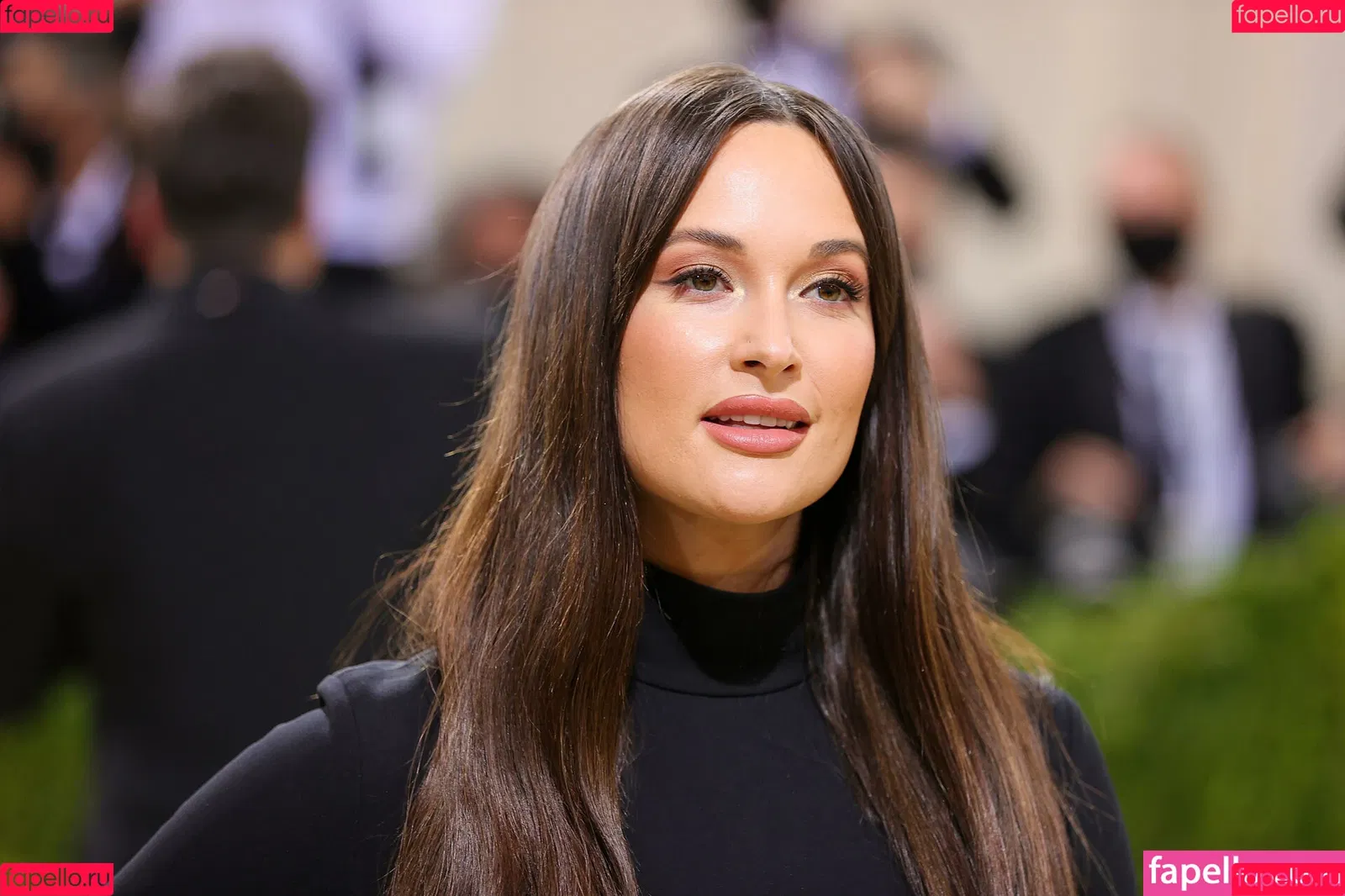 Kacey Musgraves / heavenlyyhazel / spaceykacey Onlyfans Photo Gallery 