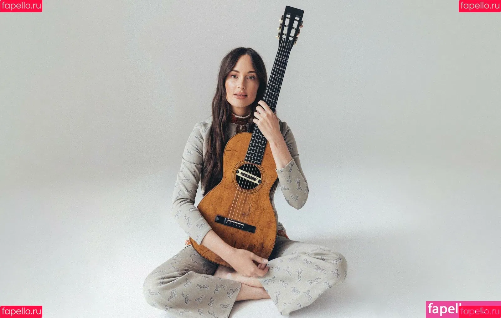 Kacey Musgraves / heavenlyyhazel / spaceykacey Onlyfans Photo Gallery 