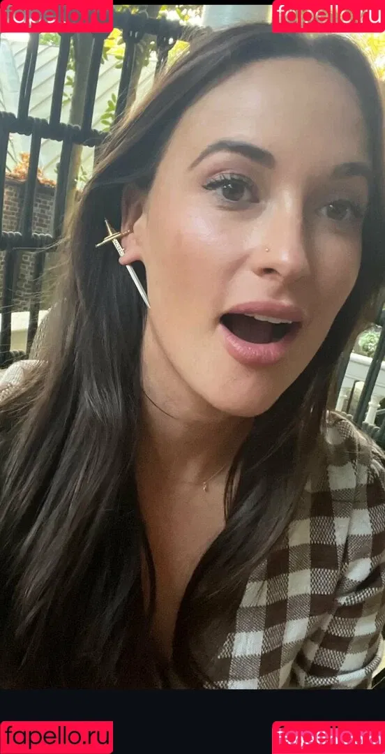 Kacey Musgraves / heavenlyyhazel / spaceykacey Onlyfans Photo Gallery 