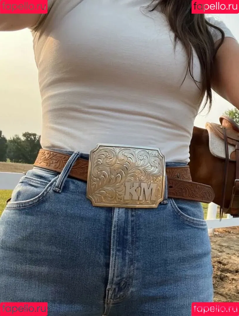 Kacey Musgraves / heavenlyyhazel / spaceykacey Onlyfans Photo Gallery 