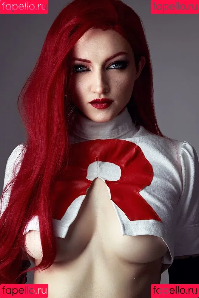 Daria Kulikova / Shproton Onlyfans Photo Gallery 