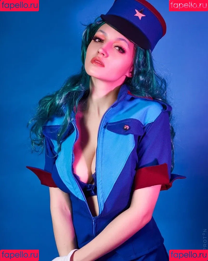 Daria Kulikova / Shproton Onlyfans Photo Gallery 