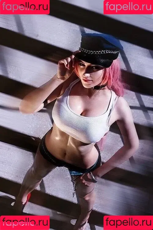 Daria Kulikova / Shproton Onlyfans Photo Gallery 