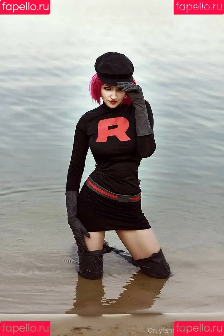 Daria Kulikova / Shproton Onlyfans Photo Gallery 