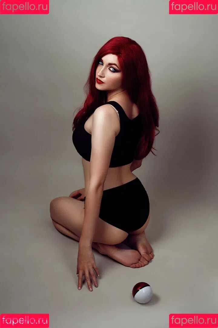 Daria Kulikova / Shproton Onlyfans Photo Gallery 