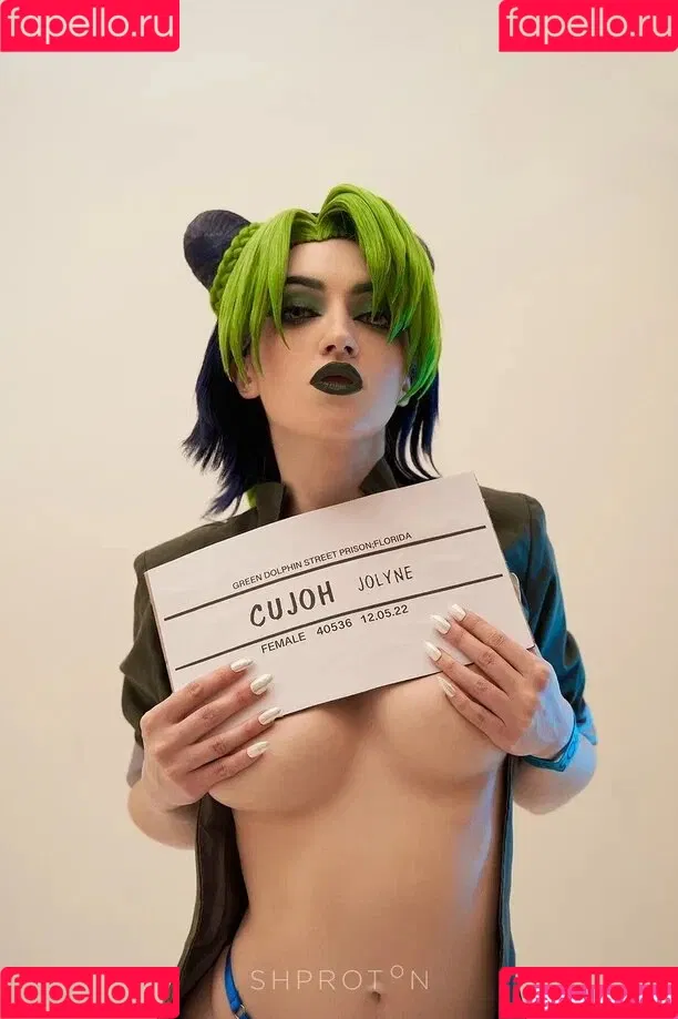 Daria Kulikova / Shproton Onlyfans Photo Gallery 