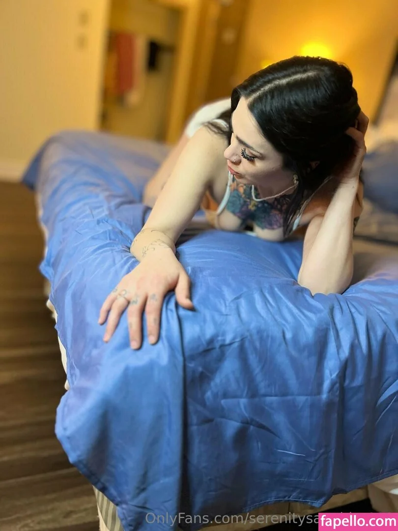 ieatmypancakeswithaspoon / serenitysapphire808 Onlyfans Photo Gallery 