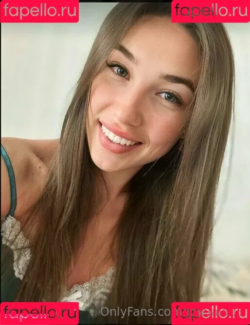 lola.lalala23 / lolalala23 Onlyfans Photo Gallery 