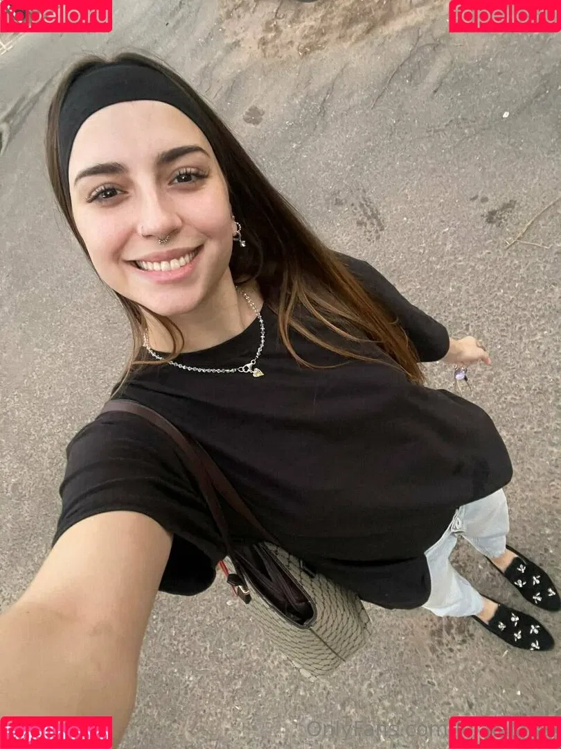 lola.lalala23 / lolalala23 Onlyfans Photo Gallery 