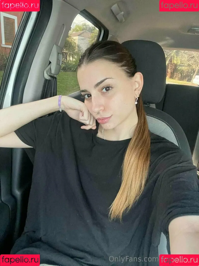 lola.lalala23 / lolalala23 Onlyfans Photo Gallery 