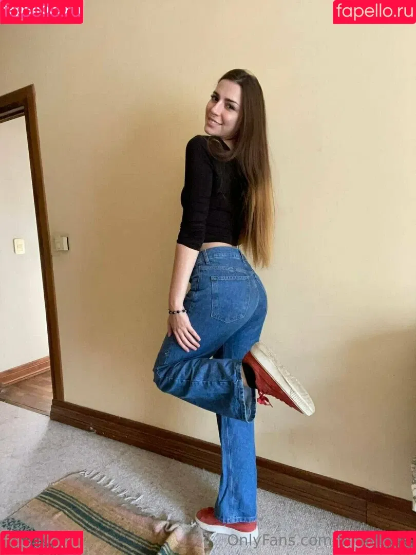 lola.lalala23 / lolalala23 Onlyfans Photo Gallery 