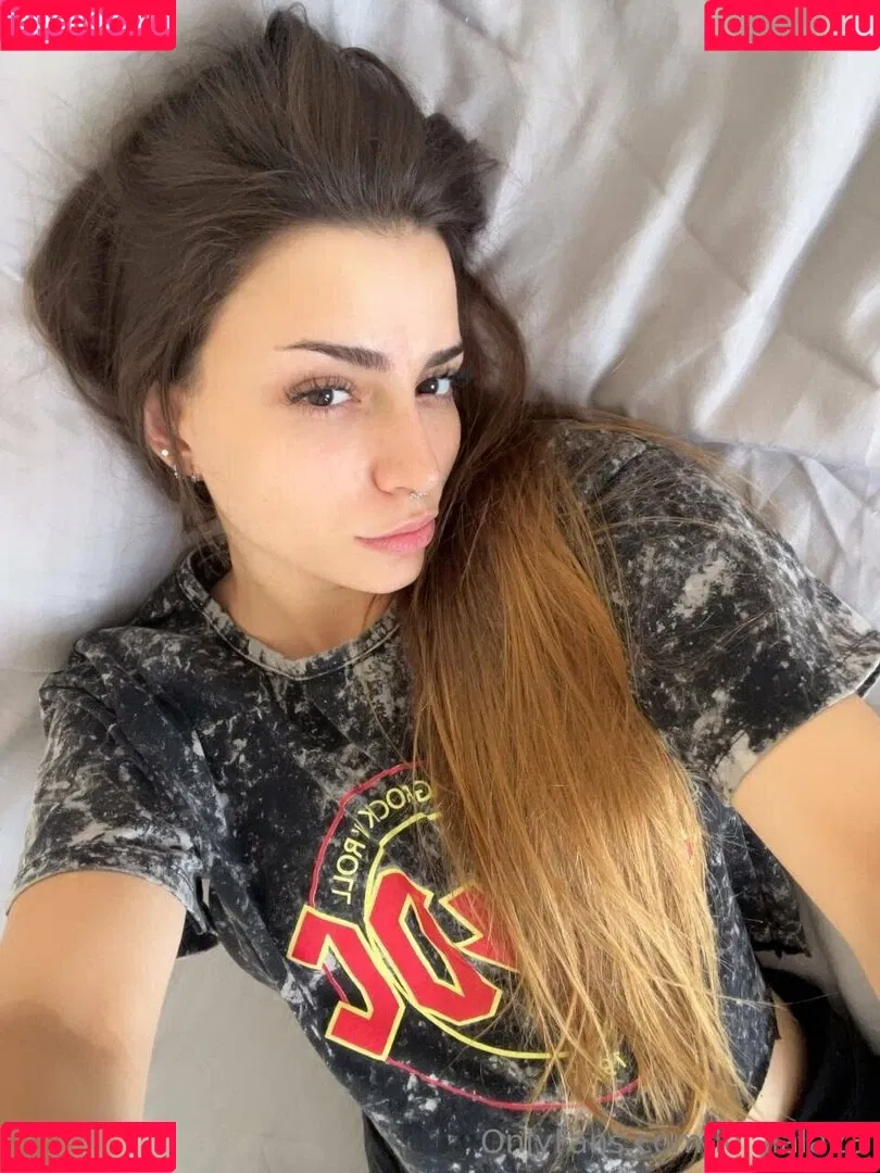 lola.lalala23 / lolalala23 Onlyfans Photo Gallery 