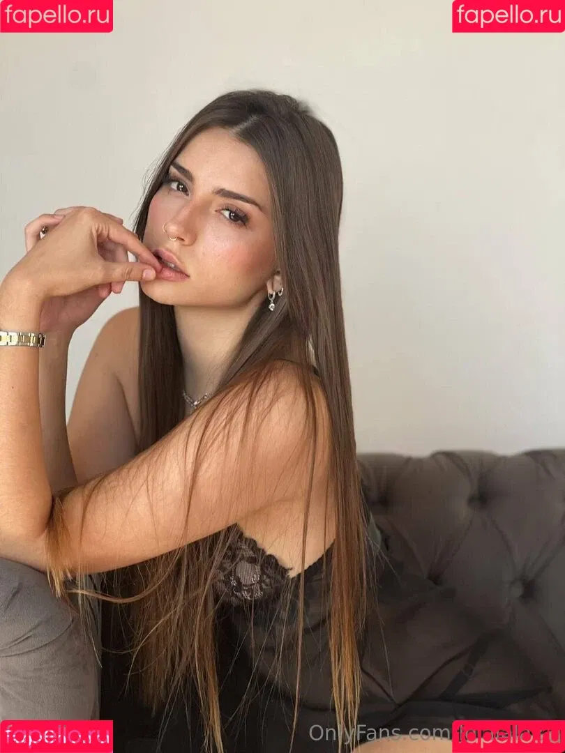 lola.lalala23 / lolalala23 Onlyfans Photo Gallery 