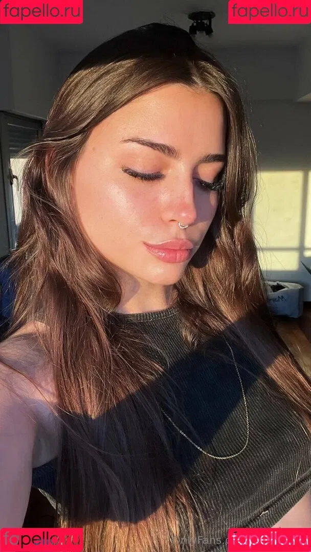 lola.lalala23 / lolalala23 Onlyfans Photo Gallery 