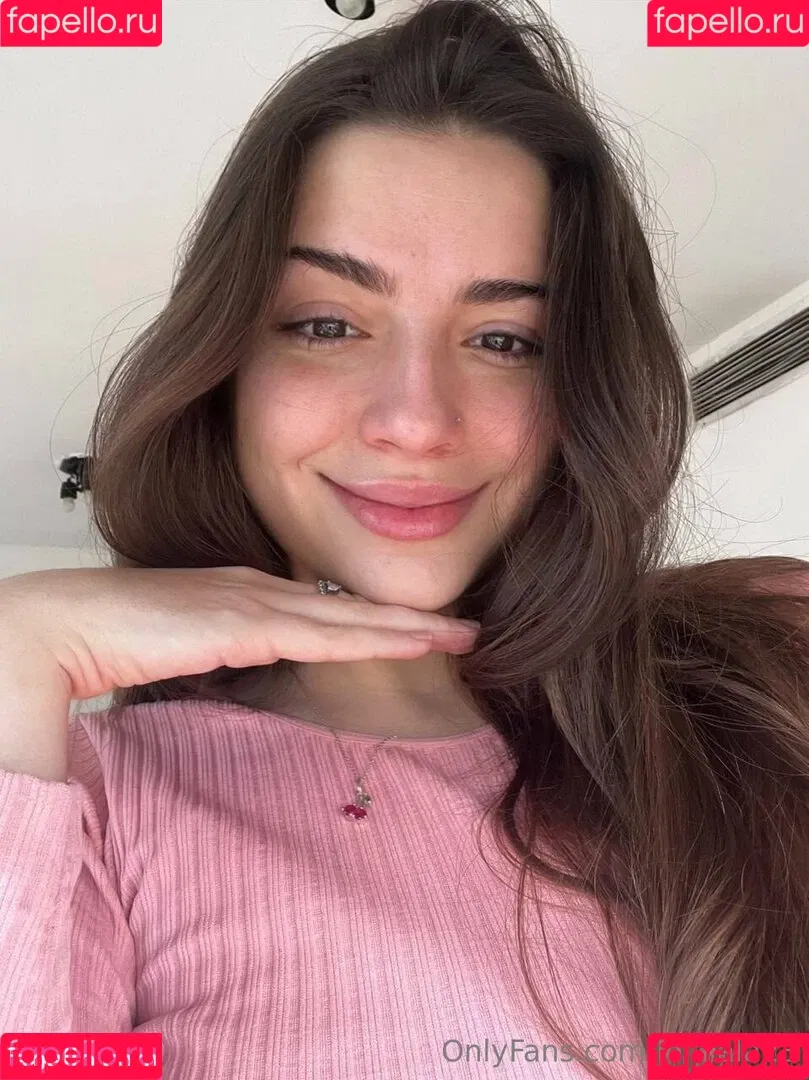 lola.lalala23 / lolalala23 Onlyfans Photo Gallery 