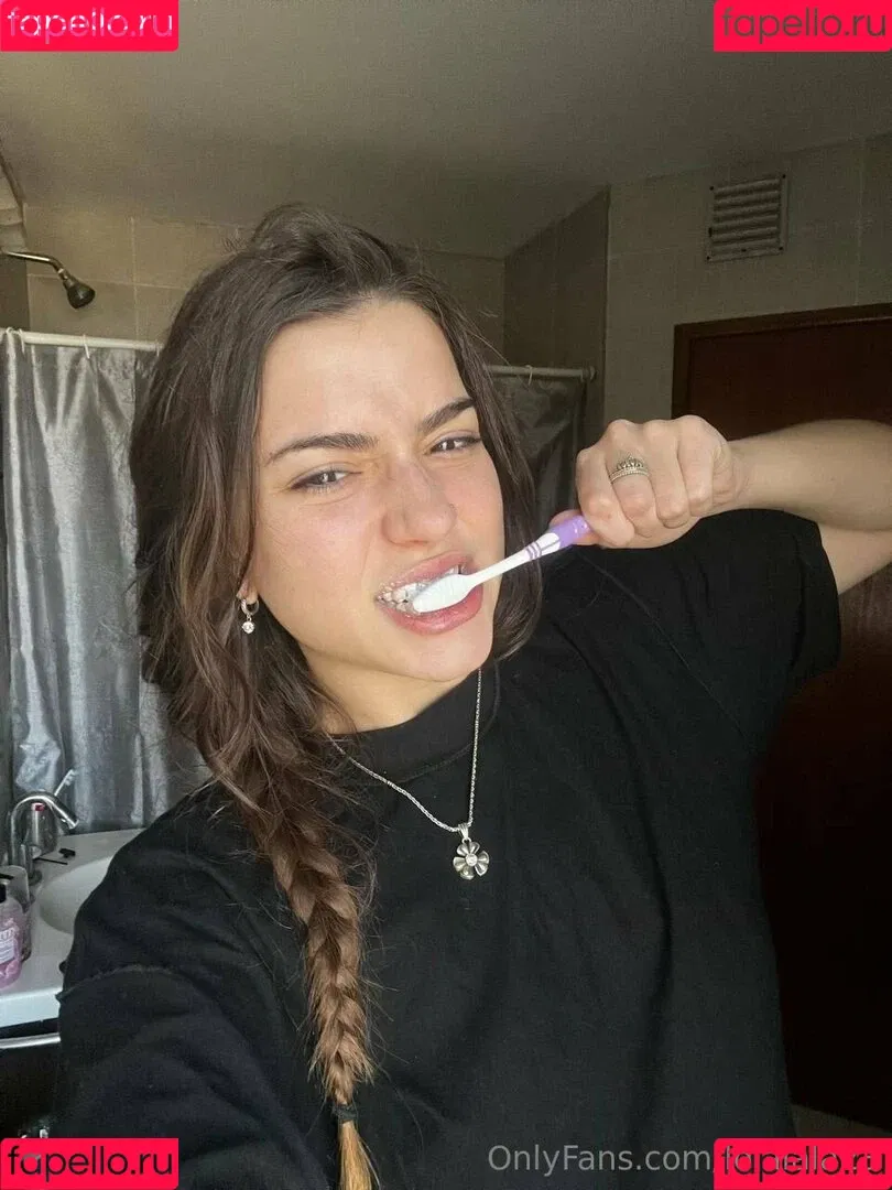 lola.lalala23 / lolalala23 Onlyfans Photo Gallery 