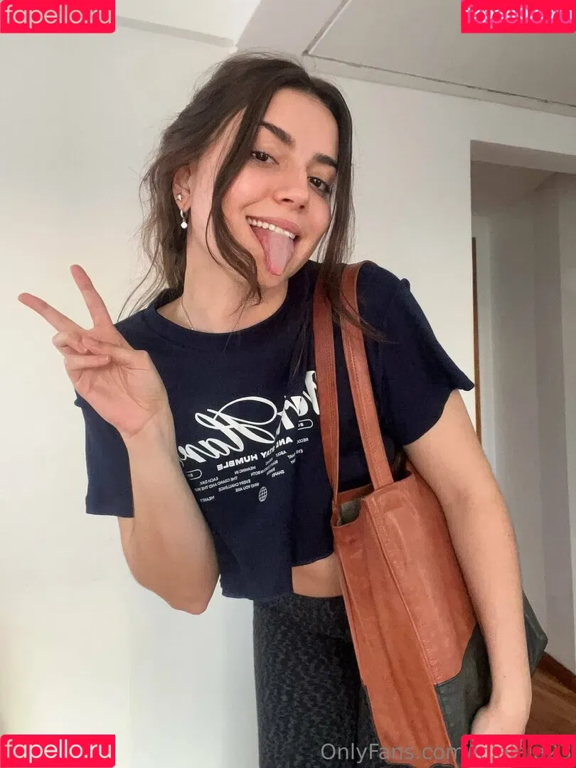 lola.lalala23 / lolalala23 Onlyfans Photo Gallery 