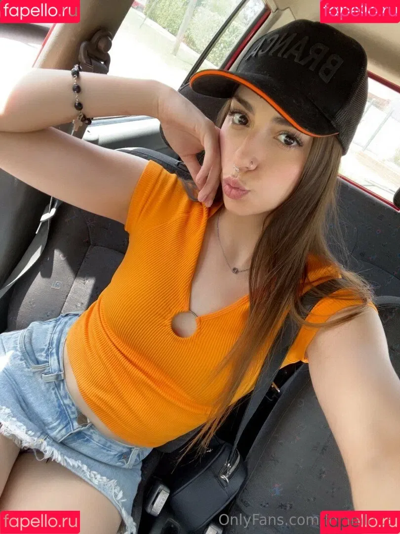 lola.lalala23 / lolalala23 Onlyfans Photo Gallery 