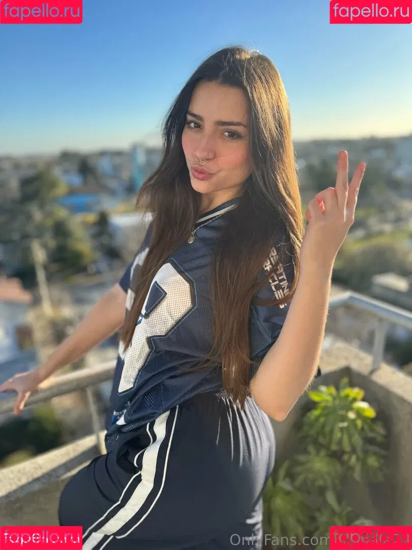 lola.lalala23 / lolalala23 Onlyfans Photo Gallery 