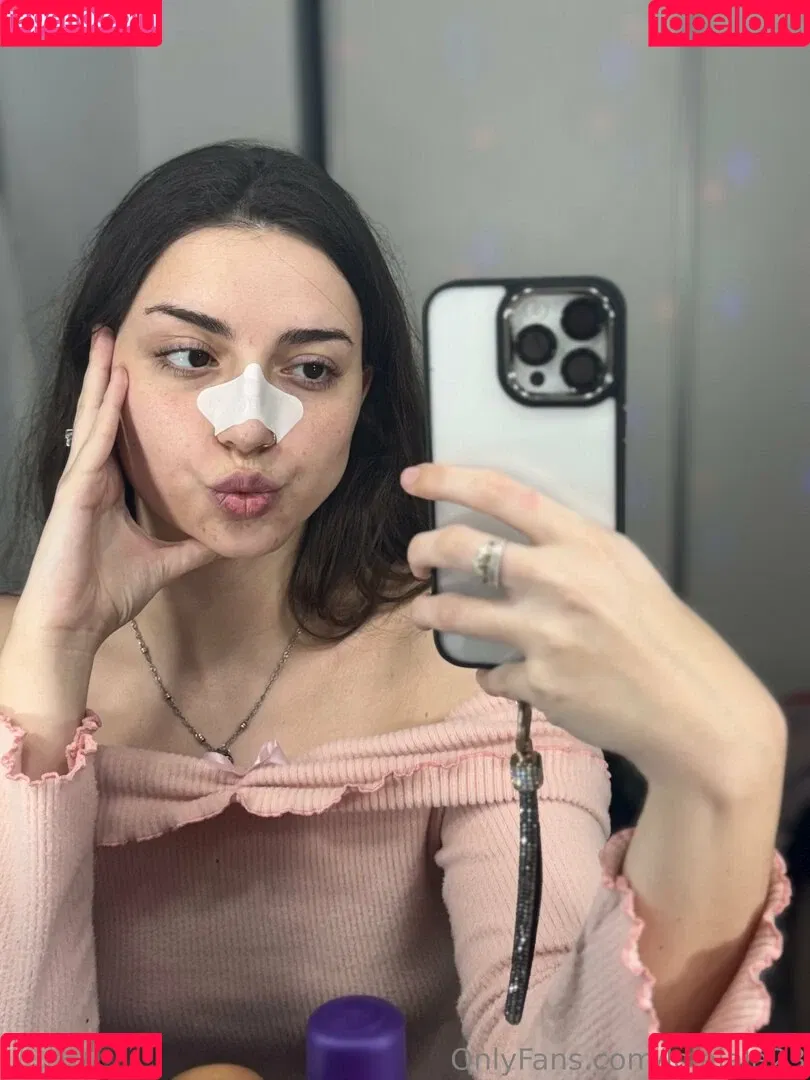 lola.lalala23 / lolalala23 Onlyfans Photo Gallery 