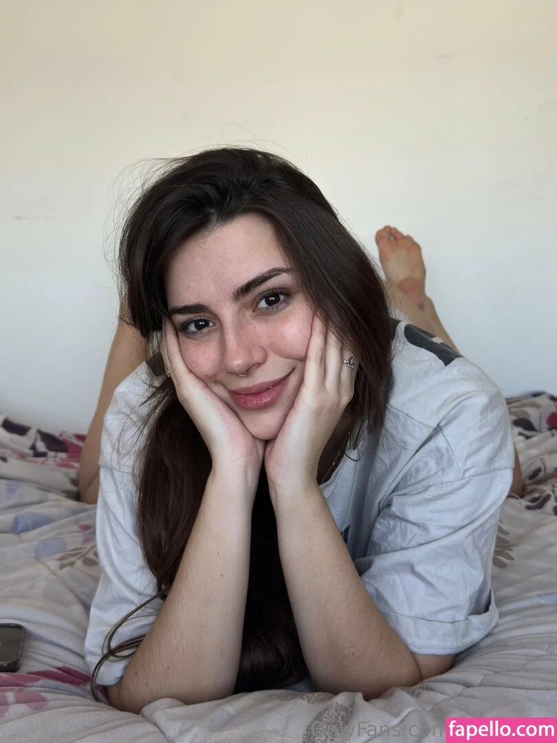 lola.lalala23 / lolalala23 Onlyfans Photo Gallery 