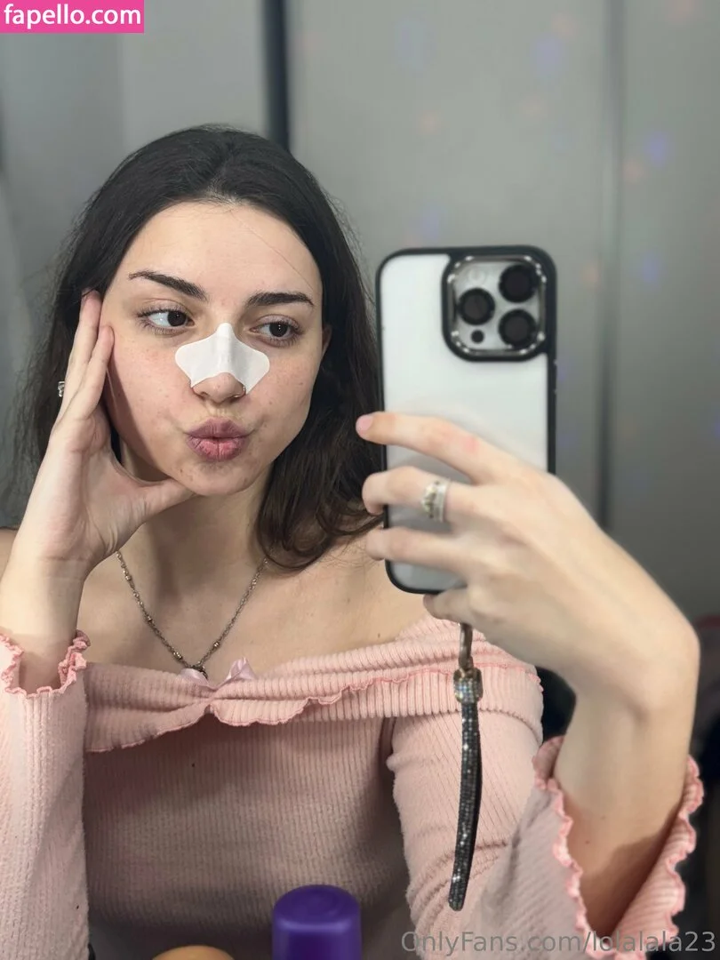 lola.lalala23 / lolalala23 Onlyfans Photo Gallery 