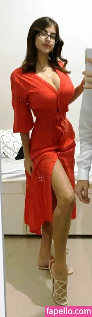 Romi / romi.zion / romi_rain Onlyfans Photo Gallery 