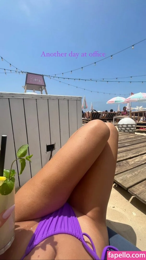 Romi / romi.zion / romi_rain Onlyfans Photo Gallery 