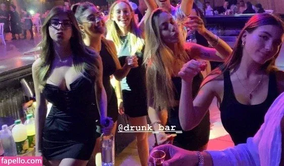 Romi / romi.zion / romi_rain Onlyfans Photo Gallery 