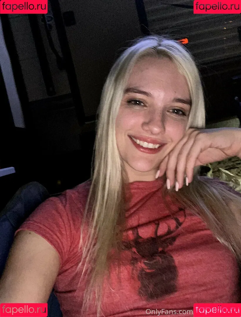 kennajamesx / realkennajames Onlyfans Photo Gallery 