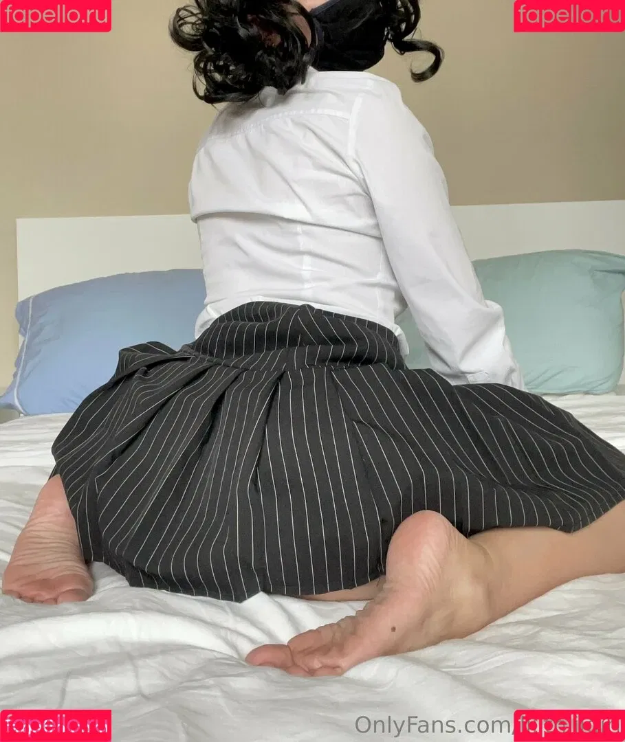 lilithlilgirl / lilygirl_official Onlyfans Photo Gallery 