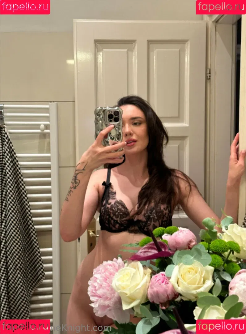 Catherineknight / https: / xcatknightx Onlyfans Photo Gallery 
