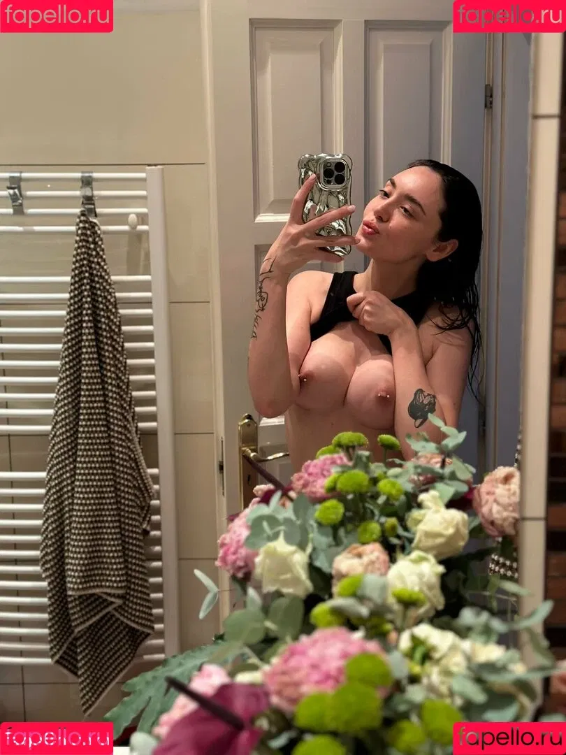 Catherineknight / https: / xcatknightx Onlyfans Photo Gallery 
