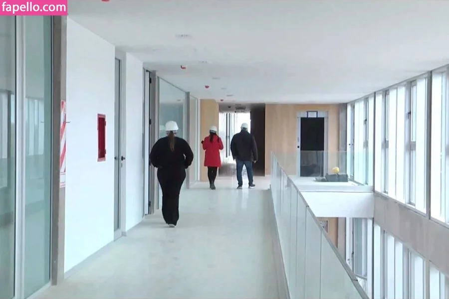 Sarah Schneider / sarahschneider.tv Onlyfans Photo Gallery 