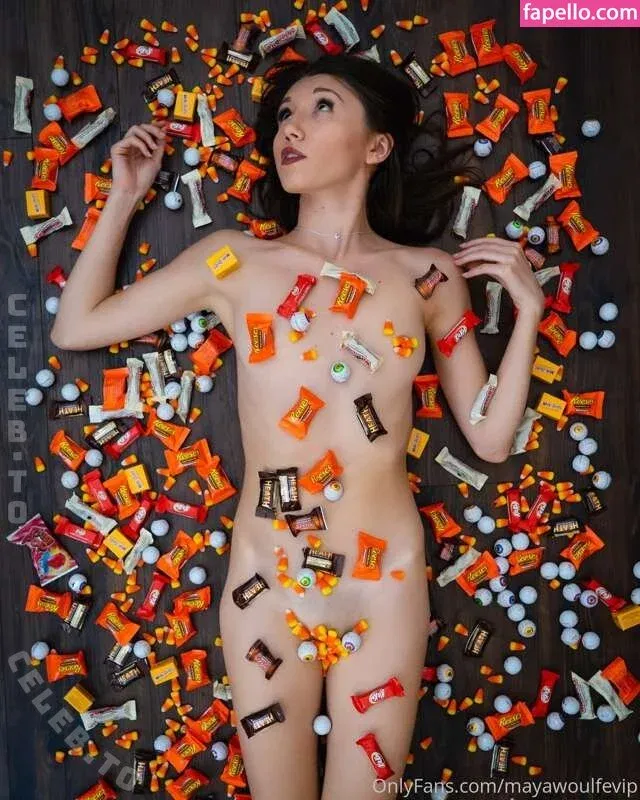 Maya Woulfe / mayawoulfe Onlyfans Photo Gallery 