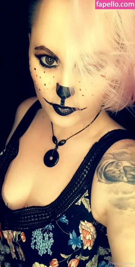 weirdartgirljo Onlyfans Photo Gallery 