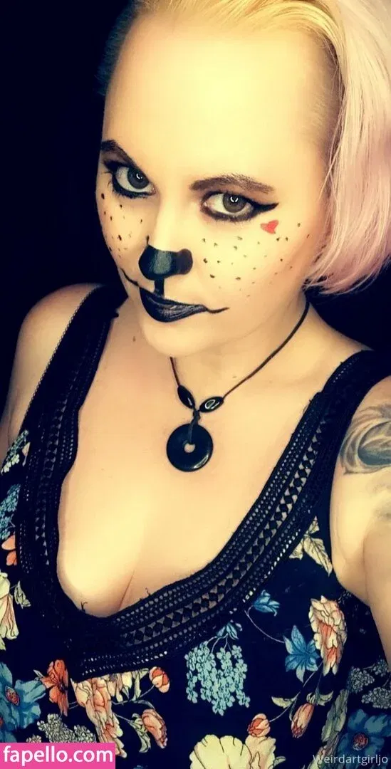 weirdartgirljo Onlyfans Photo Gallery 