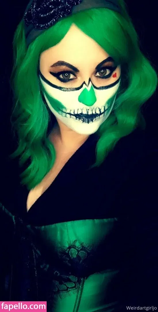 weirdartgirljo Onlyfans Photo Gallery 