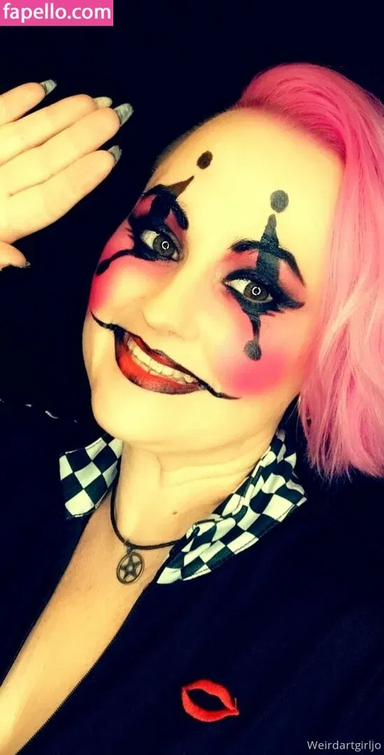 weirdartgirljo Onlyfans Photo Gallery 