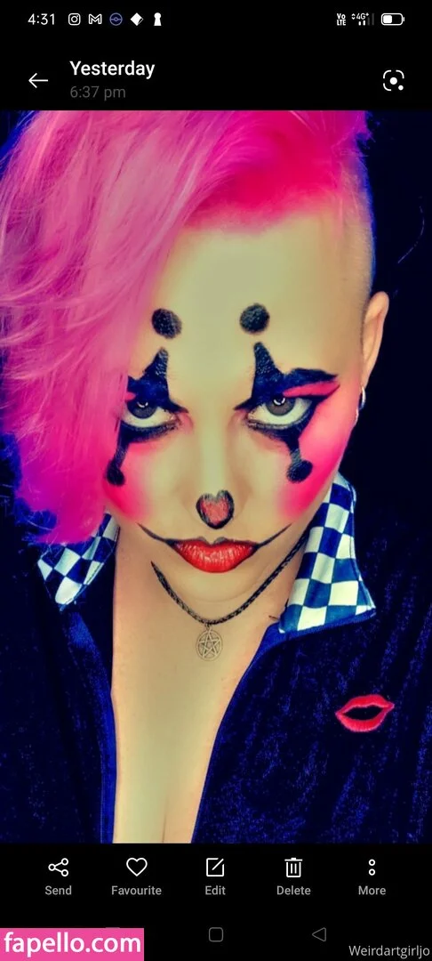 weirdartgirljo Onlyfans Photo Gallery 