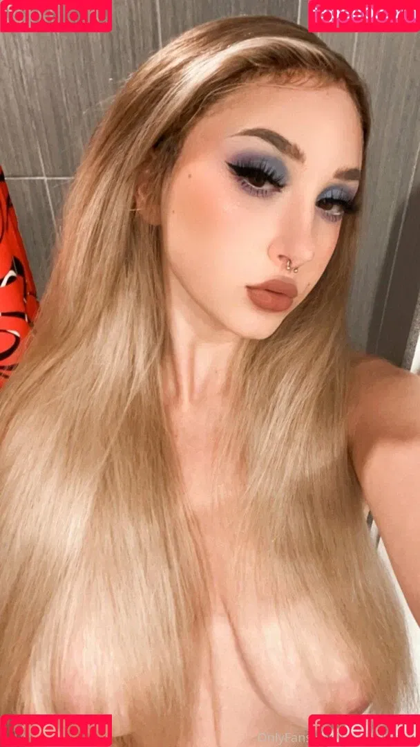 Skylar Vox / _skylarvox_ / onlyskylarvox / theskylarvox Onlyfans Photo Gallery 