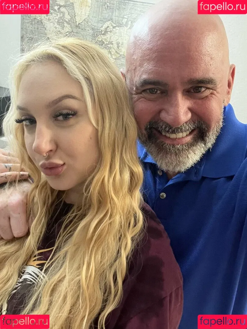 Skylar Vox / _skylarvox_ / onlyskylarvox / theskylarvox Onlyfans Photo Gallery 