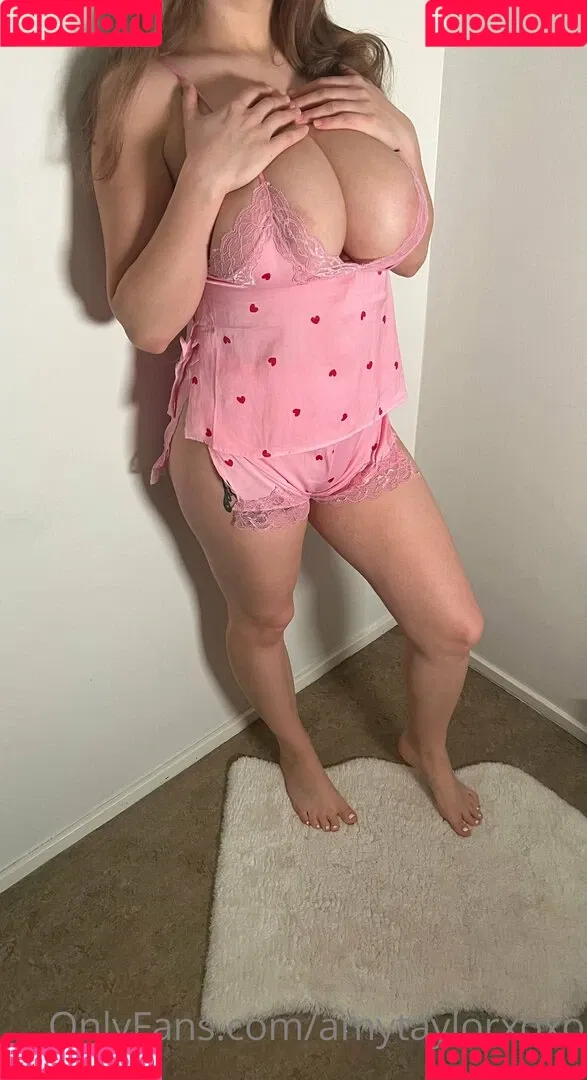 AmyTaylorOF / amytaylorxoxo Onlyfans Photo Gallery 