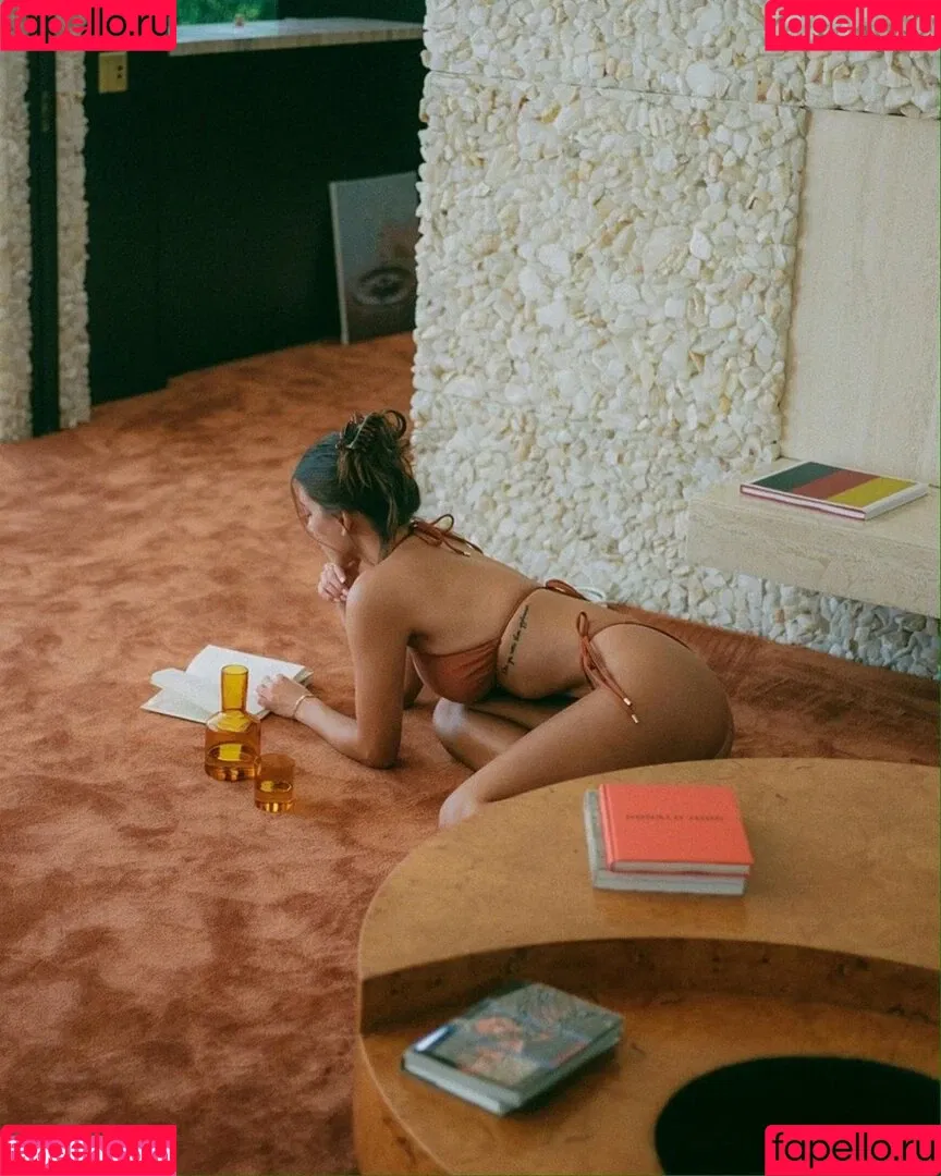 Devin Brugman / Natasha Oakley / devinbrugman Onlyfans Photo Gallery 