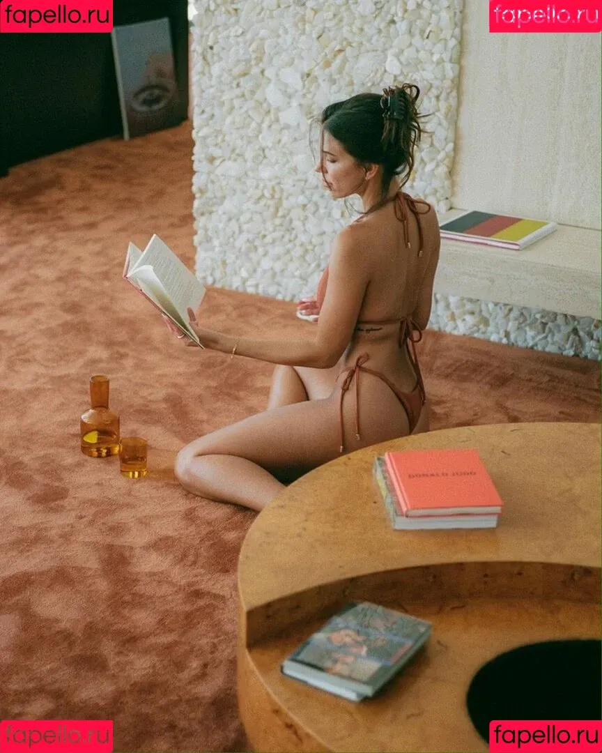 Devin Brugman / Natasha Oakley / devinbrugman Onlyfans Photo Gallery 
