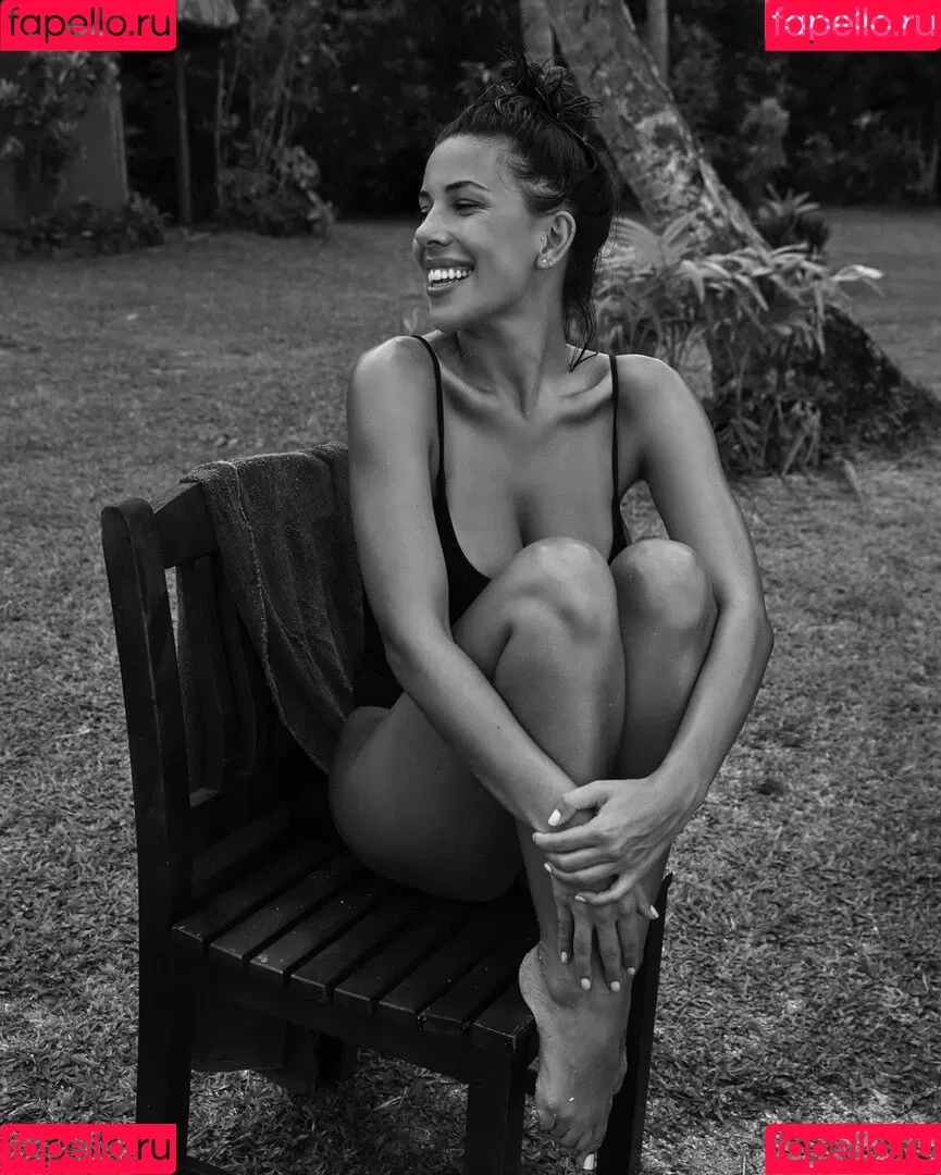 Devin Brugman / Natasha Oakley / devinbrugman Onlyfans Photo Gallery 