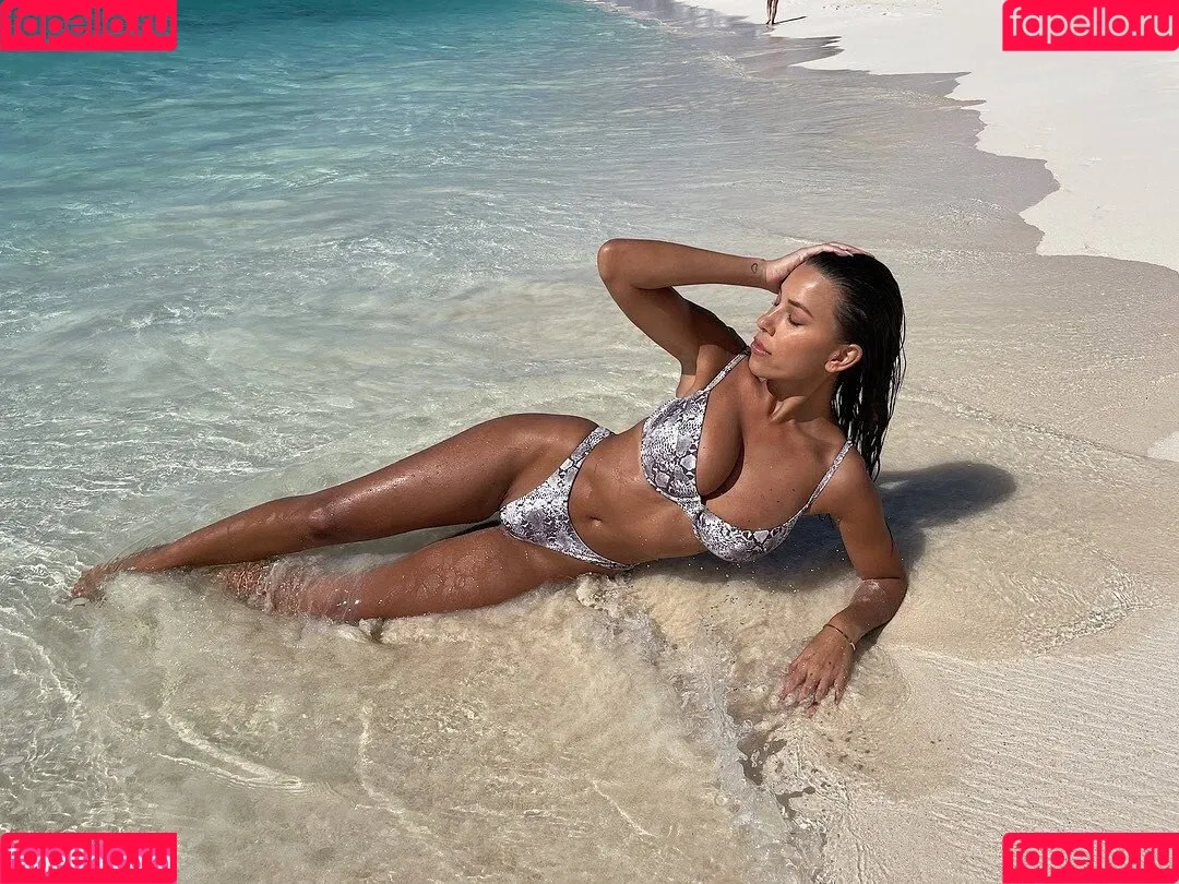 Devin Brugman / Natasha Oakley / devinbrugman Onlyfans Photo Gallery 
