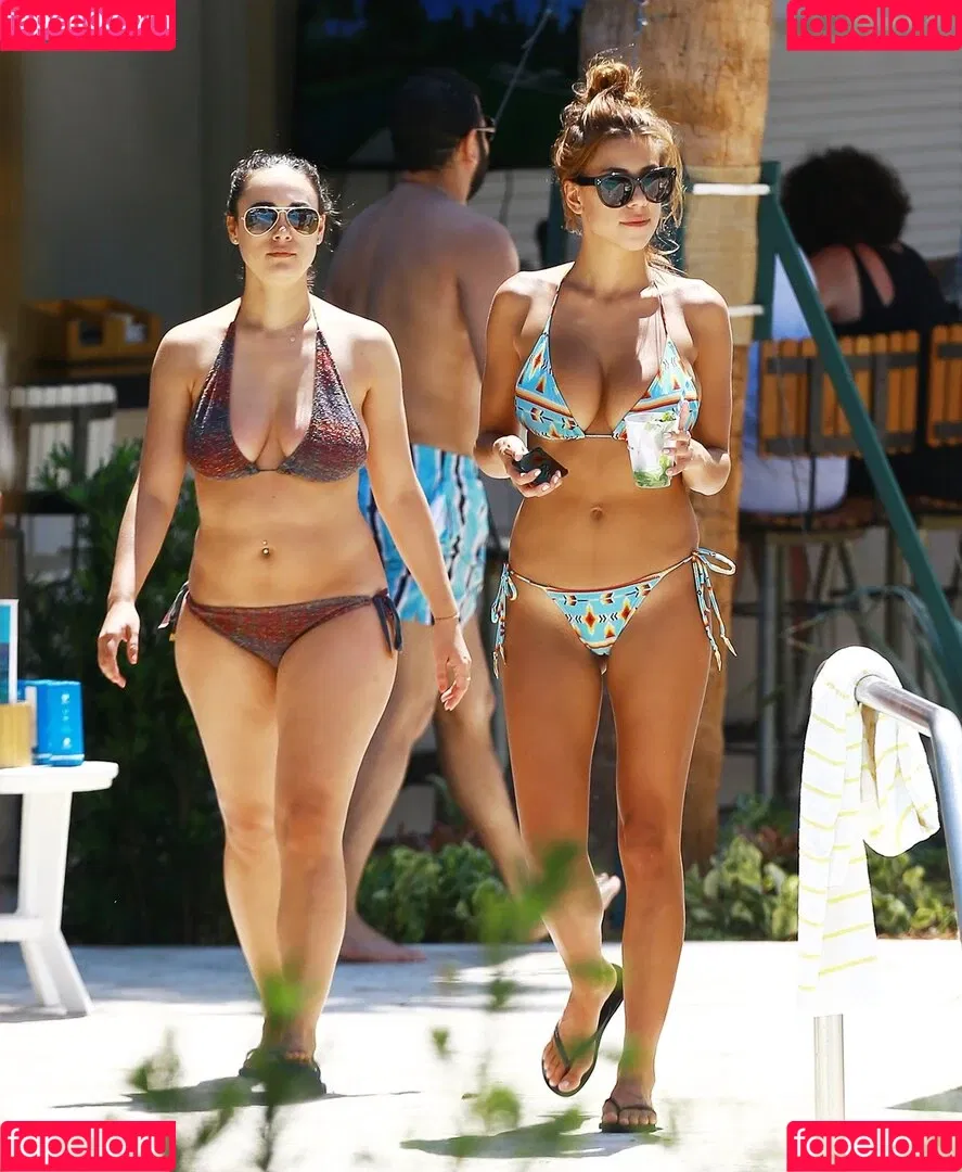 Devin Brugman / Natasha Oakley / devinbrugman Onlyfans Photo Gallery 