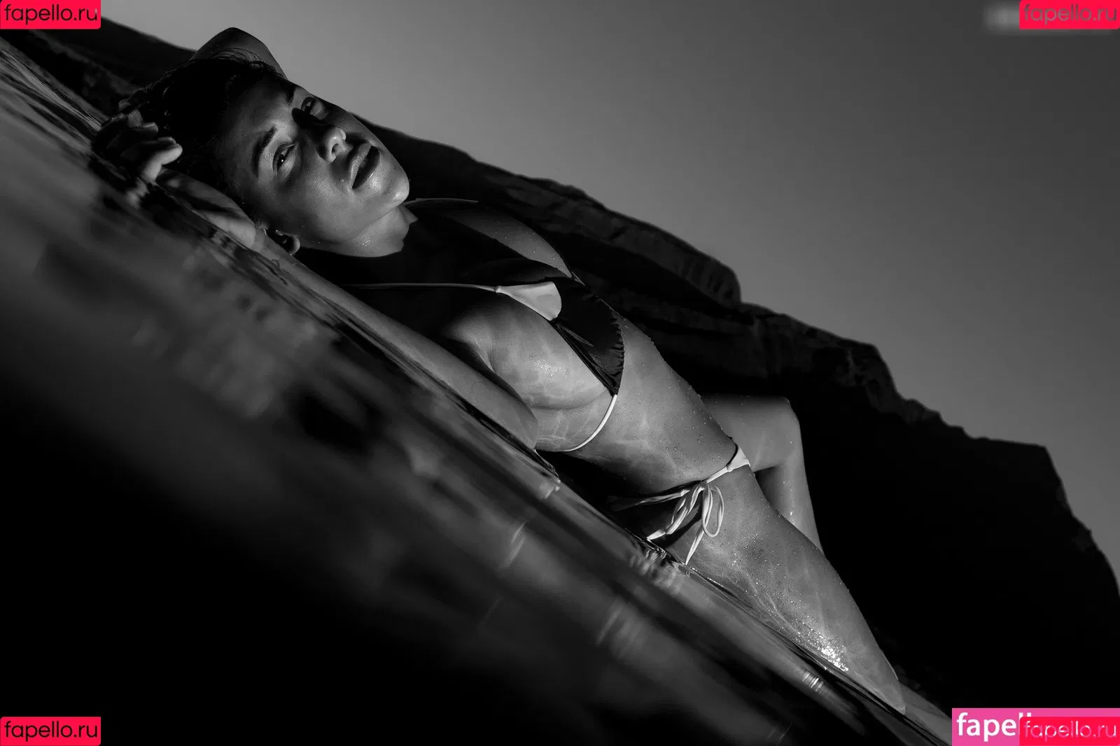 Devin Brugman / Natasha Oakley / devinbrugman Onlyfans Photo Gallery 